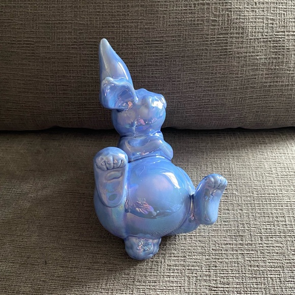 Vintage Norcrest Korea Iridescent Blue Laying Bunny Rabbit Figurine - Picture 4 of 11